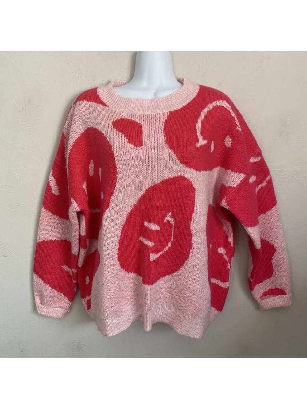 Relaxed Fit Sweater State Happy Face Size Small Pink White Soft Acrylic
